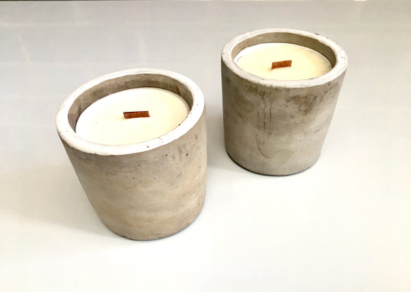 Medium 'Berries' Candle - Juniper and Sweet Gin